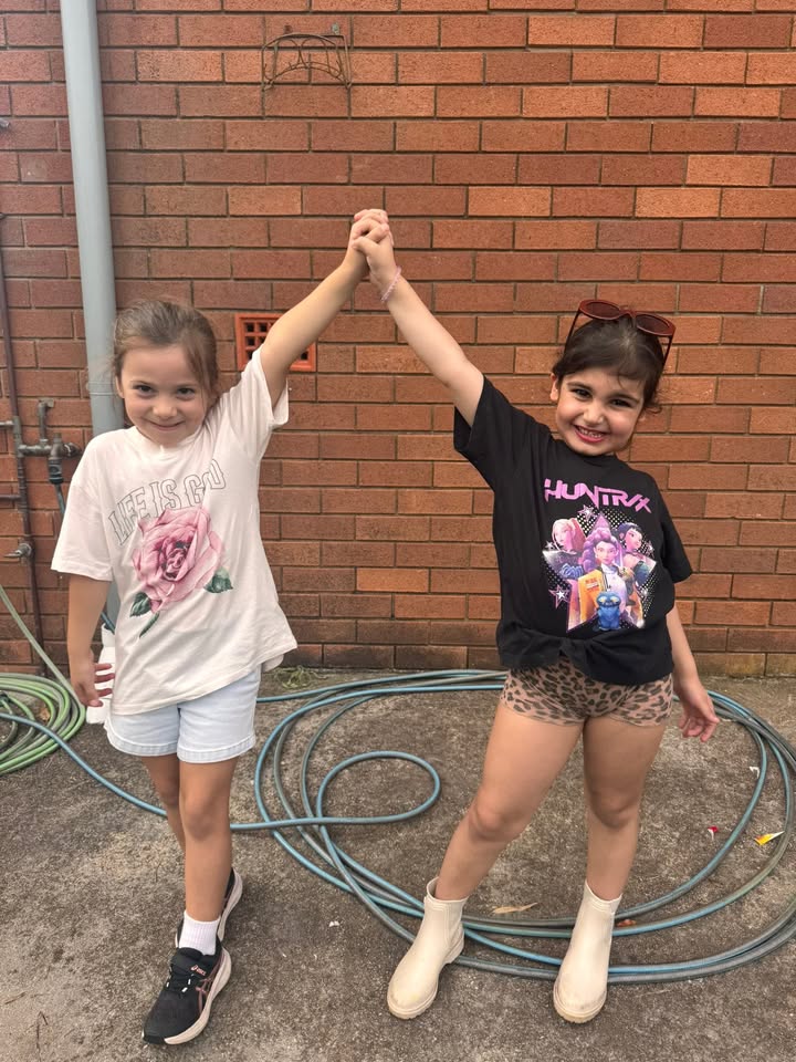 748359447291809_1519871900140556-1